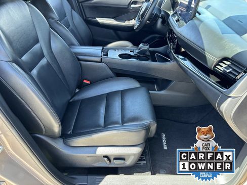 Certified 2024 Nissan Rogue SL FWD image 12