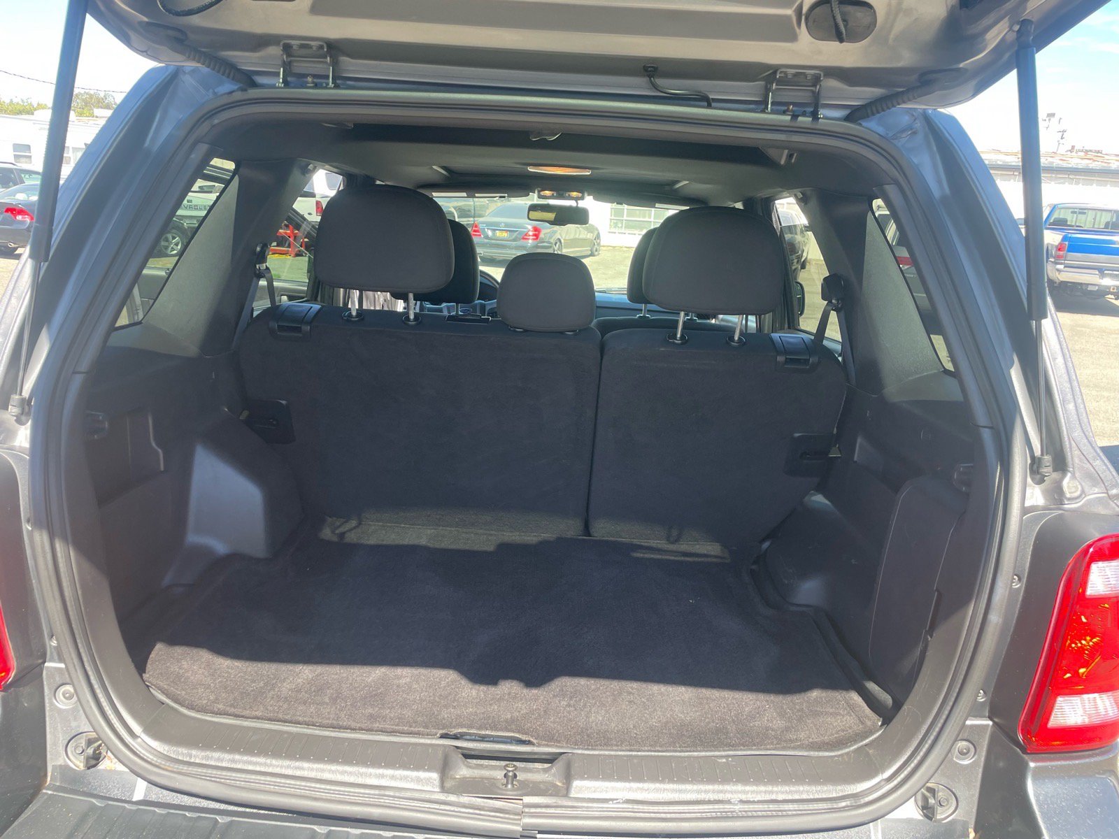 Used 2010 Ford Escape XLT FWD image 10