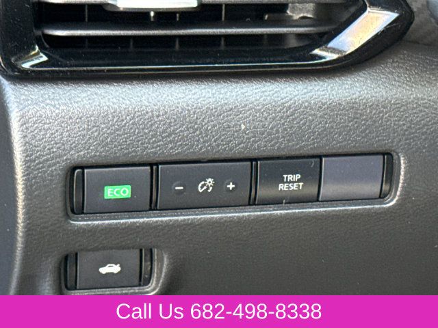 Used 2024 Nissan Sentra SV FWD image 20