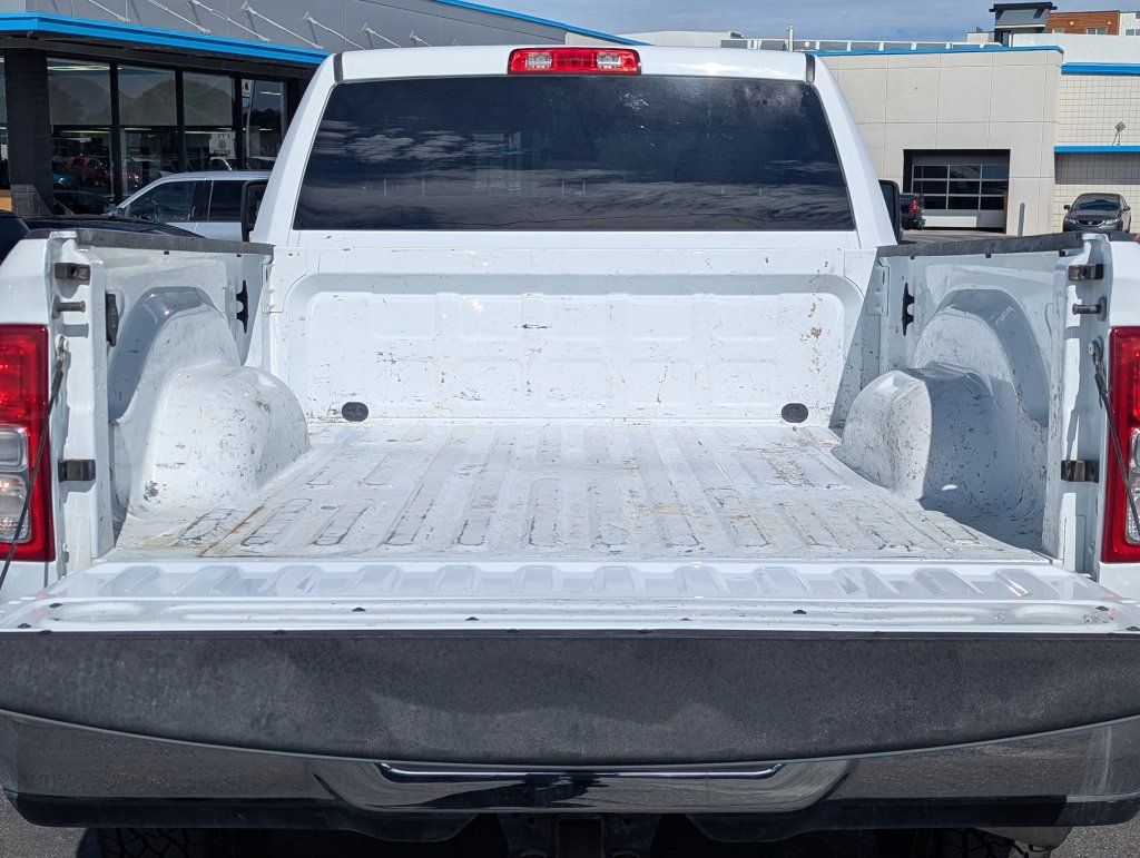 Used 2023 RAM 2500 Big Horn w/ Cold Weather Group AWD/4WD image 7
