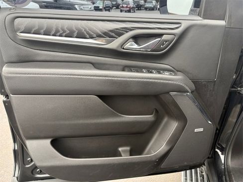 Used 2023 GMC Yukon Denali image 25