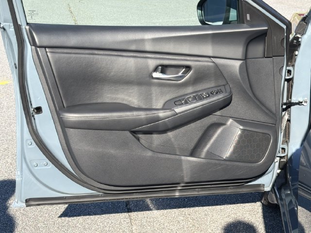 Certified 2024 Nissan Sentra SV FWD image 12
