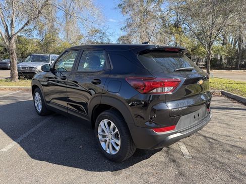 Used 2024 Chevrolet TrailBlazer LS image 4