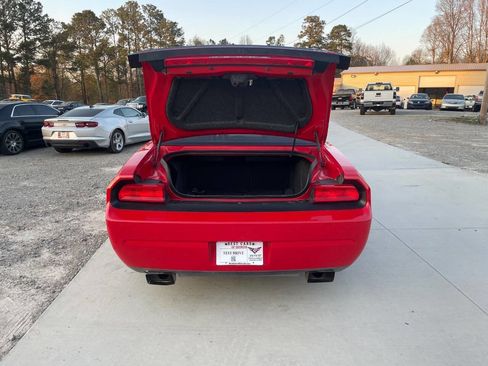Used 2010 Dodge Challenger SRT8 w/ SRT Option Group II image 7
