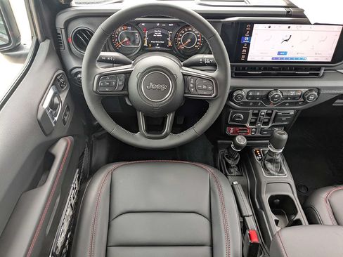 New 2026 Jeep Gladiator Rubicon AWD/4WD image 16