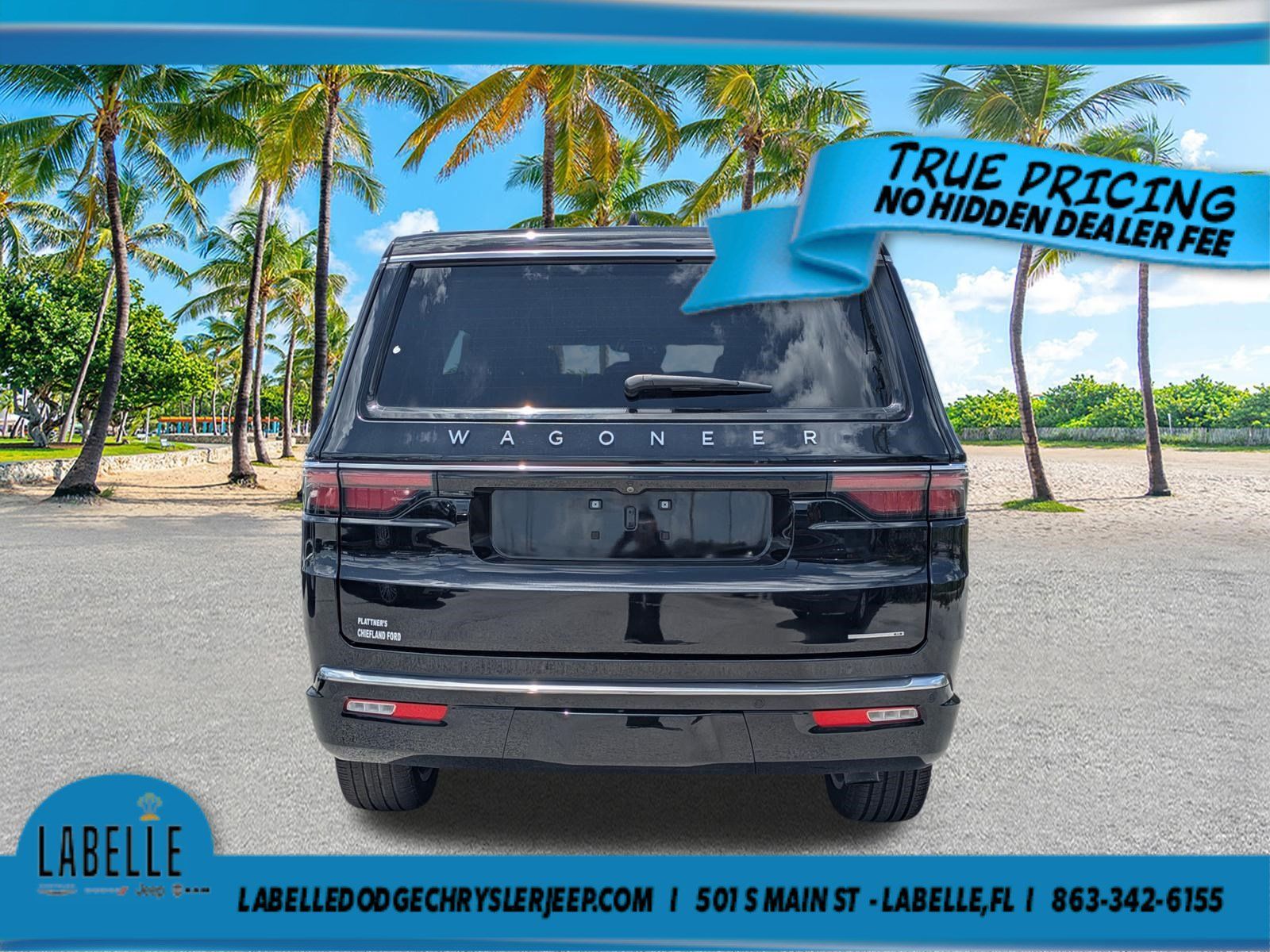 Used 2024 Jeep Wagoneer Series III w/ Premium Group I AWD/4WD image 5