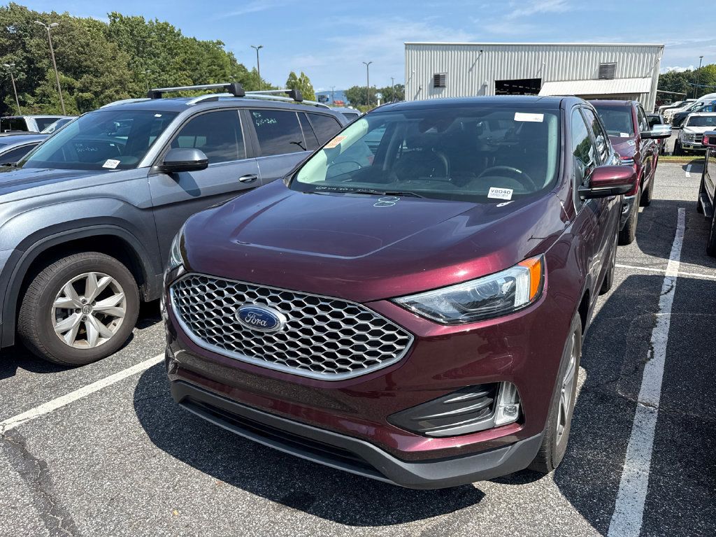 Used 2024 Ford Edge SEL w/ Convenience Package AWD/4WD image 19