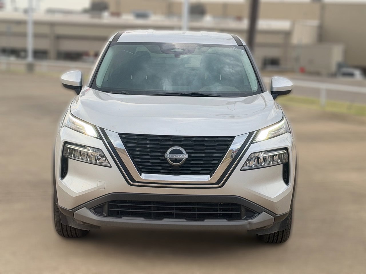 Certified 2023 Nissan Rogue SV FWD image 4