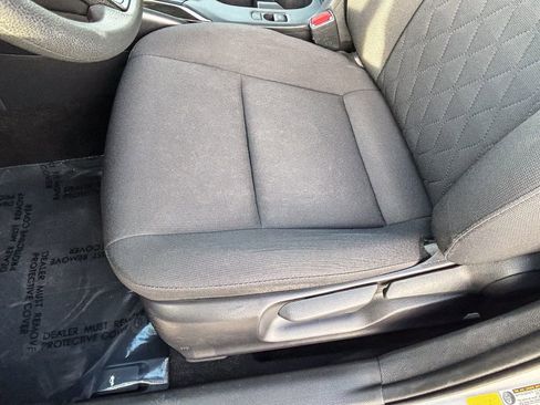 Used 2023 Toyota Corolla LE image 18