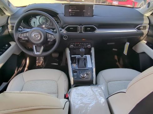 New 2025 MAZDA CX-5 AWD 2.5 S w/ Premium Plus Pkg image 5