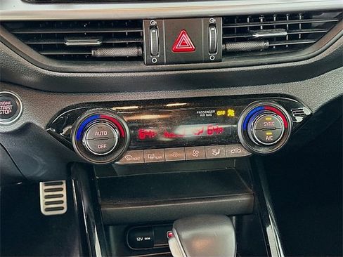 Used 2023 Kia Forte GT-Line image 17