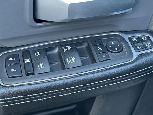 Used 2023 RAM 2500 Big Horn w/ Level 1 Equipment Group image 14