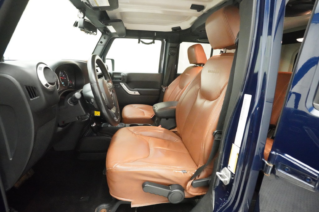 Used 2013 Jeep Wrangler Unlimited Sahara w/ Connectivity Group AWD/4WD image 7
