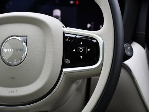 New 2026 Volvo XC60 B5 Ultra w/ Protection Package Premier image 23