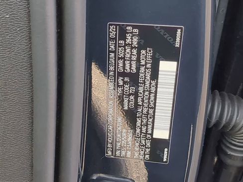 Used 2026 Volvo XC40 B5 Core w/ Protection Package Premier image 33