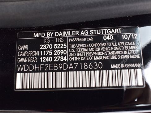 Used 2013 Mercedes-Benz E 350 BlueTEC Sedan image 33