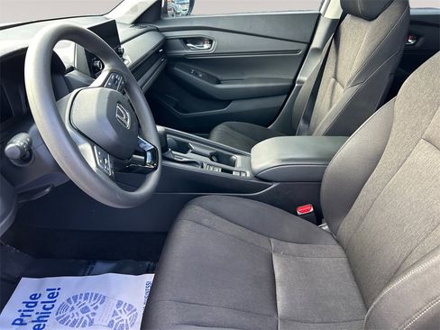 Used 2024 Honda Accord EX image 9