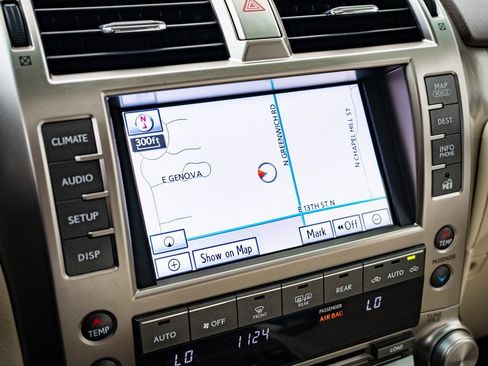 Used 2013 Lexus GX 460 Premium image 27