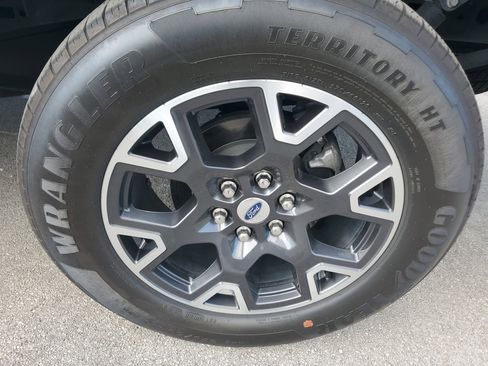 Used 2024 Ford F150 STX image 9