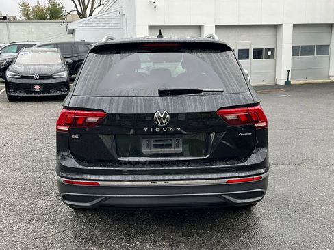 Used 2023 Volkswagen Tiguan SE AWD/4WD image 3