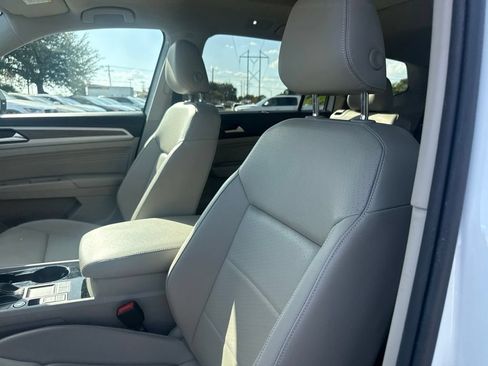 Used 2021 Volkswagen Atlas SEL FWD image 9