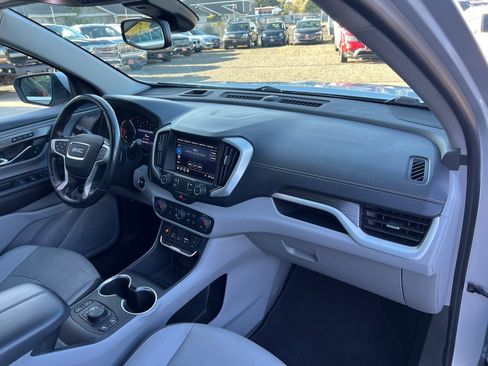 Used 2020 GMC Terrain SLT w/ Preferred Package AWD/4WD image 19