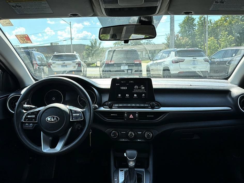 Used 2021 Kia Forte LXS FWD image 13