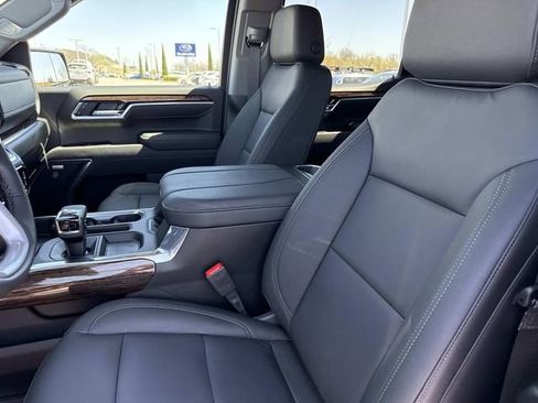New 2026 GMC Sierra 1500 Elevation w/ Elevation Premium Package image 17