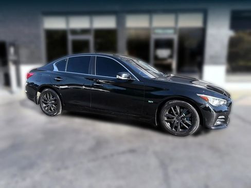 Used 2016 INFINITI Q50 3.0t Premium w/ Driver Assistance Package image 7