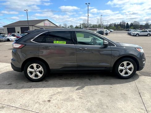 Used 2015 Ford Edge SEL image 4
