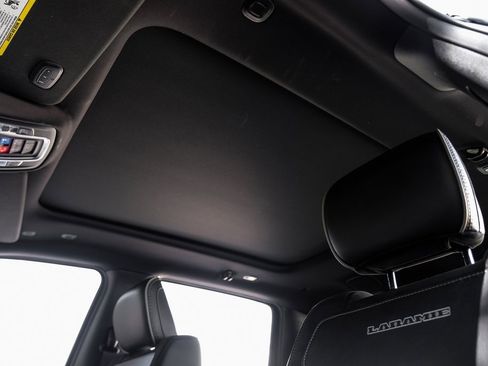 Used 2021 RAM 1500 Laramie w/ Sport Appearance Package image 9