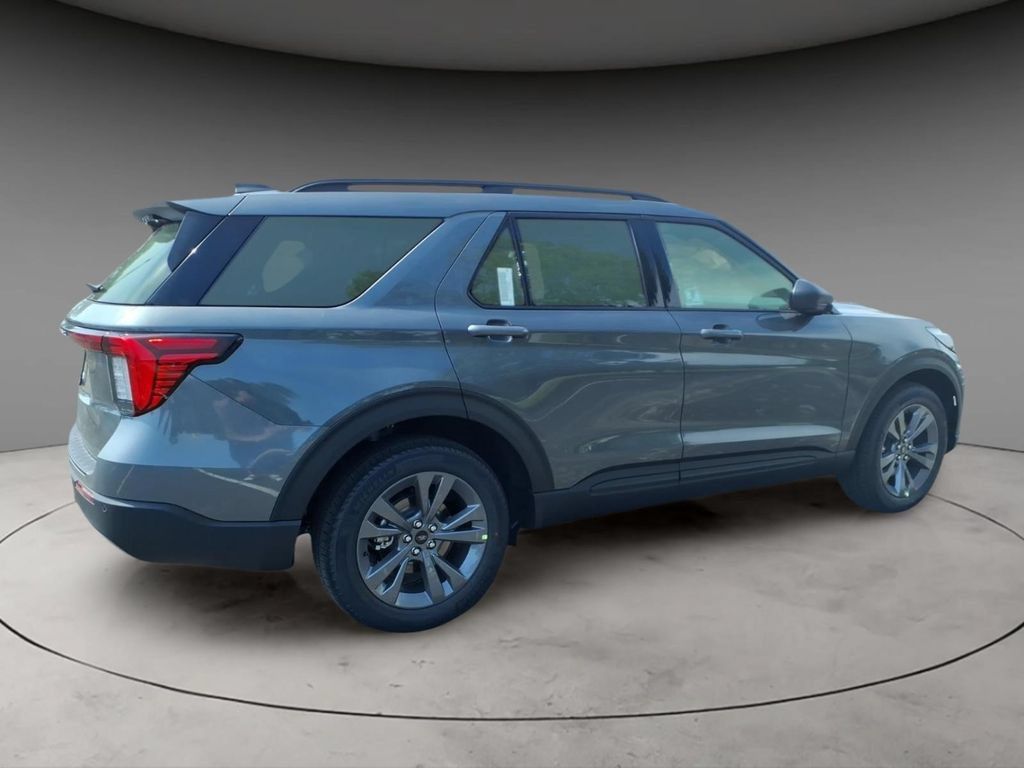 New 2027 Ford Explorer Active w/ Active Comfort Package AWD/4WD image 7