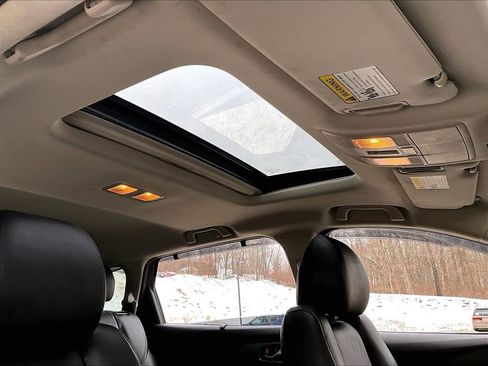 Used 2019 MAZDA CX-9 Touring w/ Touring Premium Package image 15