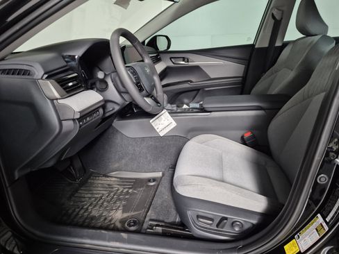 New 2026 Toyota Camry Hybrid image 15