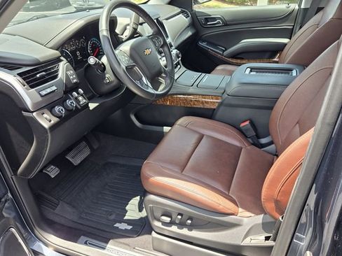 Used 2020 Chevrolet Tahoe Premier w/ Premier Plus Edition AWD/4WD image 10