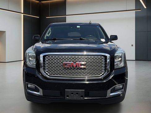 Used 2016 GMC Yukon XL Denali w/ Open Road Package RWD image 9