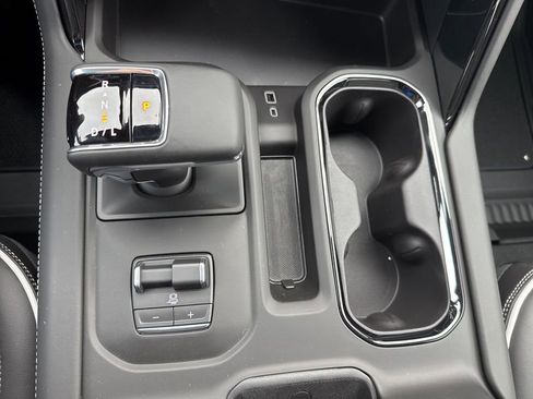 New 2026 GMC Sierra 1500 AT4X AWD/4WD image 9