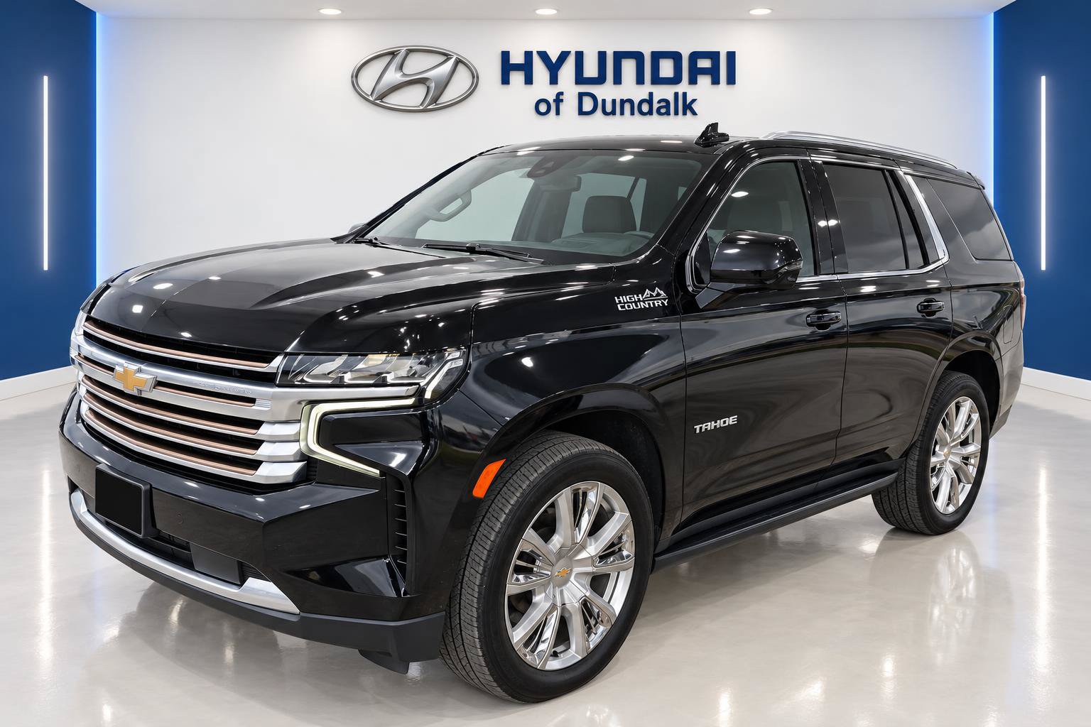 Used 2022 Chevrolet Tahoe High Country RWD image 3