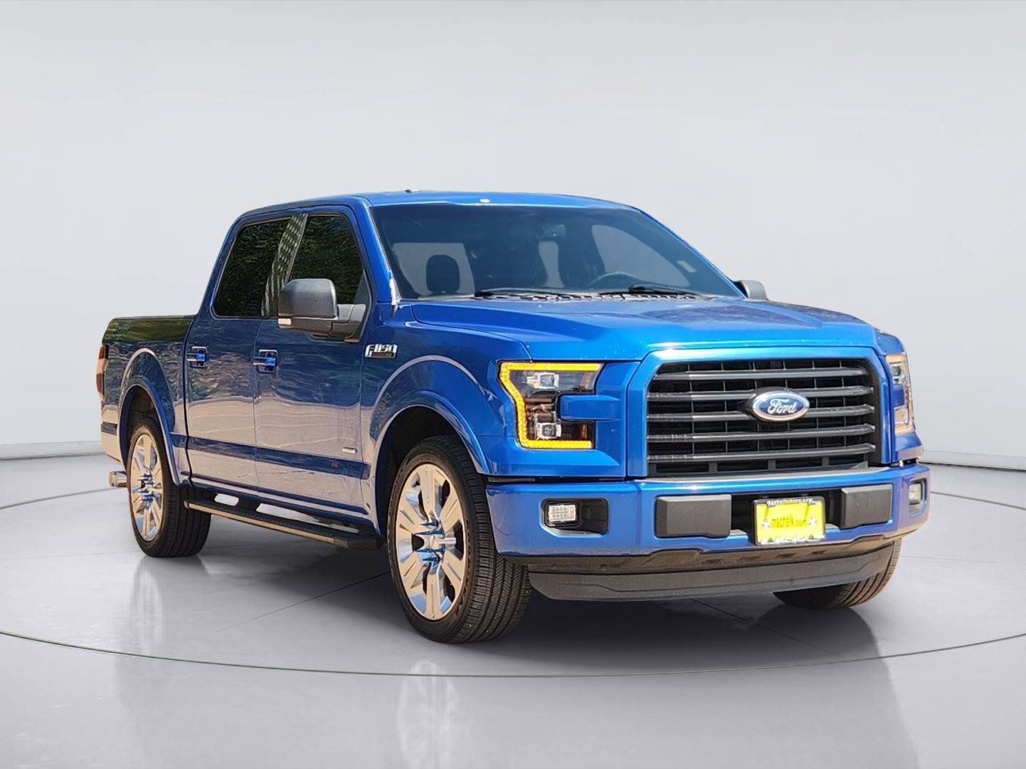Used 2015 Ford F150 XLT w/ Equipment Group 301A Mid RWD image 3