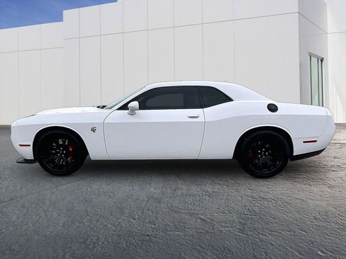 Used 2019 Dodge Challenger SRT Hellcat Redeye RWD image 2