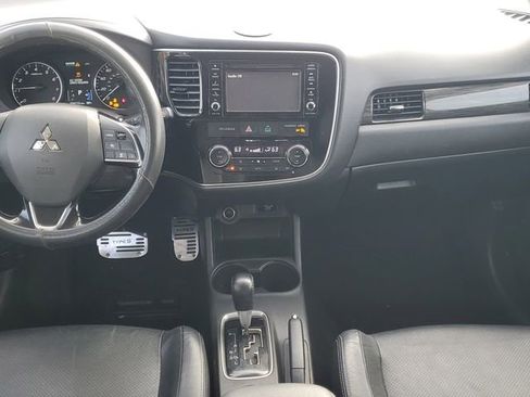Used 2016 Mitsubishi Outlander SEL AWD/4WD image 15