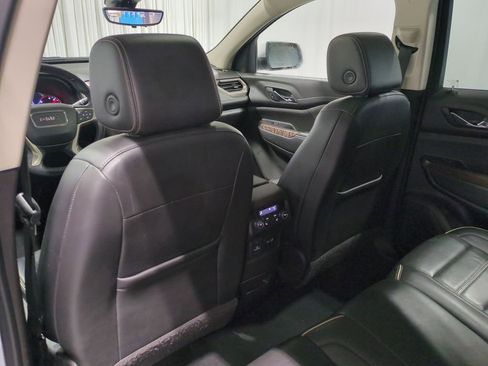 Used 2022 GMC Acadia Denali w/ Denali Ultimate Package image 18