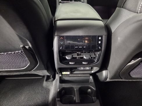 Used 2023 Jeep Grand Cherokee L Limited w/ Trailer Tow Group (B) AWD/4WD image 26
