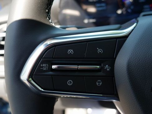 New 2026 Chevrolet Traverse LT w/ Enhanced Driving Package image 13