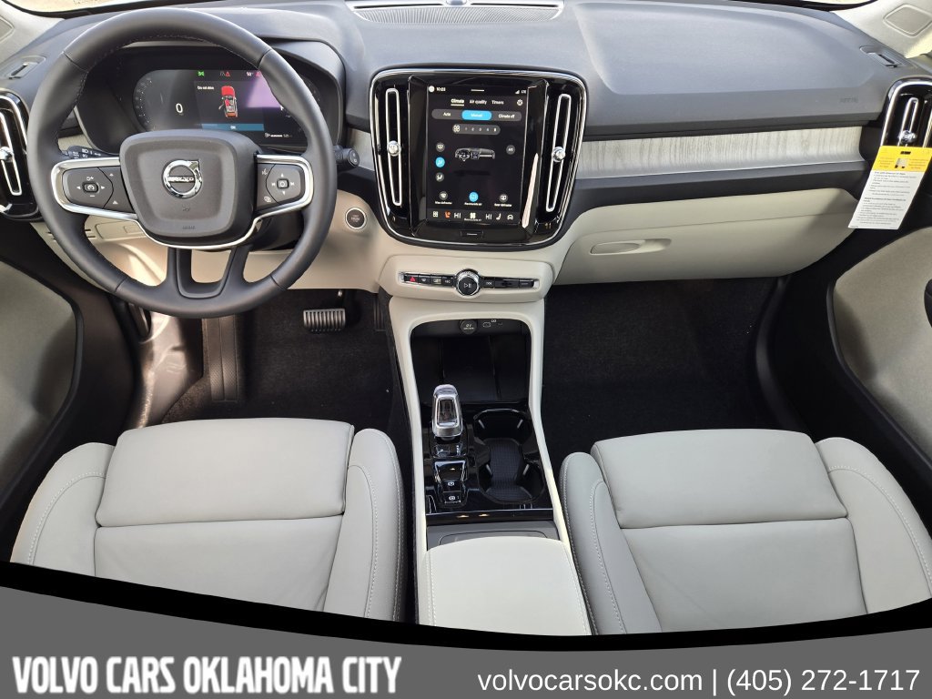 Used 2026 Volvo XC40 B5 Plus w/ Protection Package Premier AWD/4WD image 27