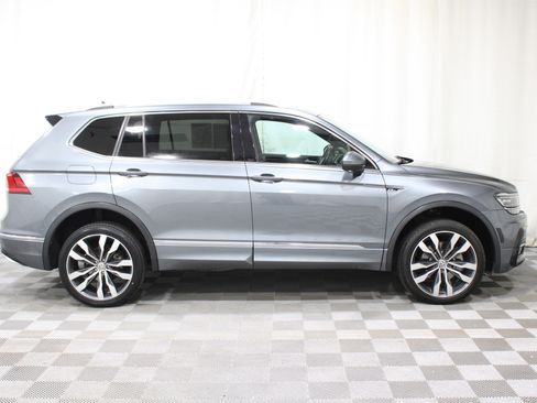 Used 2021 Volkswagen Tiguan SEL Premium R-Line image 31