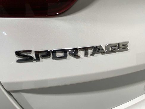 Used 2019 Kia Sportage EX image 7
