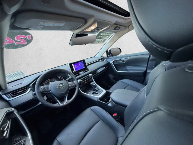 Used 2024 Toyota RAV4 XLE Premium FWD image 10
