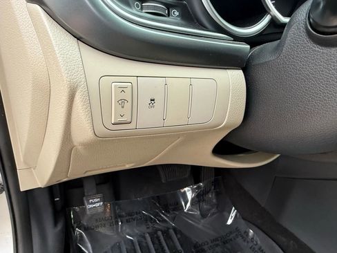 Used 2015 Kia Optima LX image 10