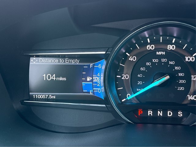 Used 2017 Ford Explorer XLT w/ Equipment Group 202A AWD/4WD image 17